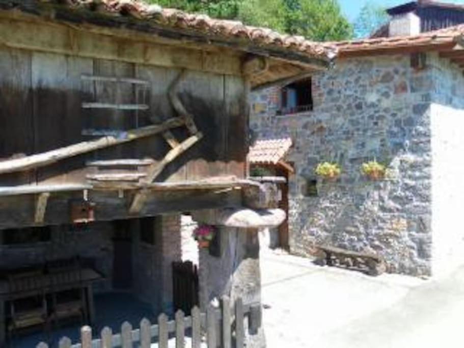 Casa Rural El Cotu En Onís Zewnętrze zdjęcie